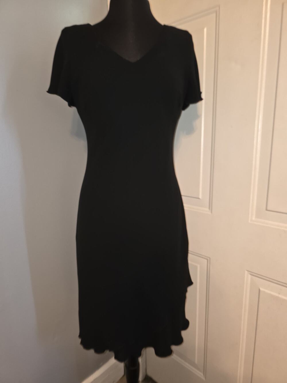 Vintage Dressbarn Little Black Dress Size 12 Capped Ruffled Sleeves & Hem